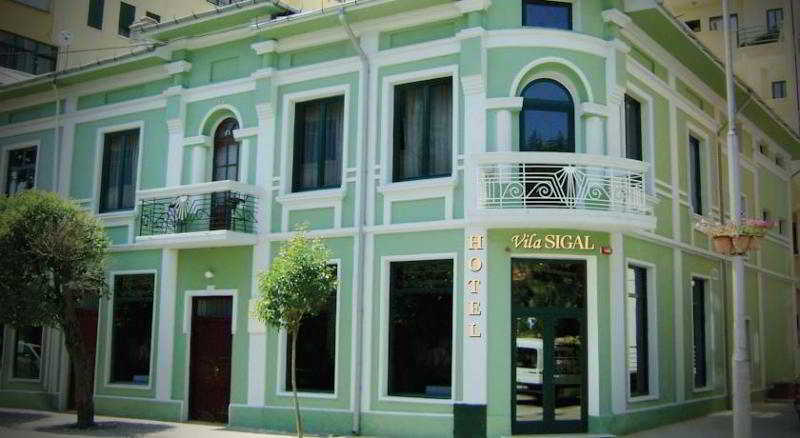 Vila Sigal Pogradec Exteriör bild