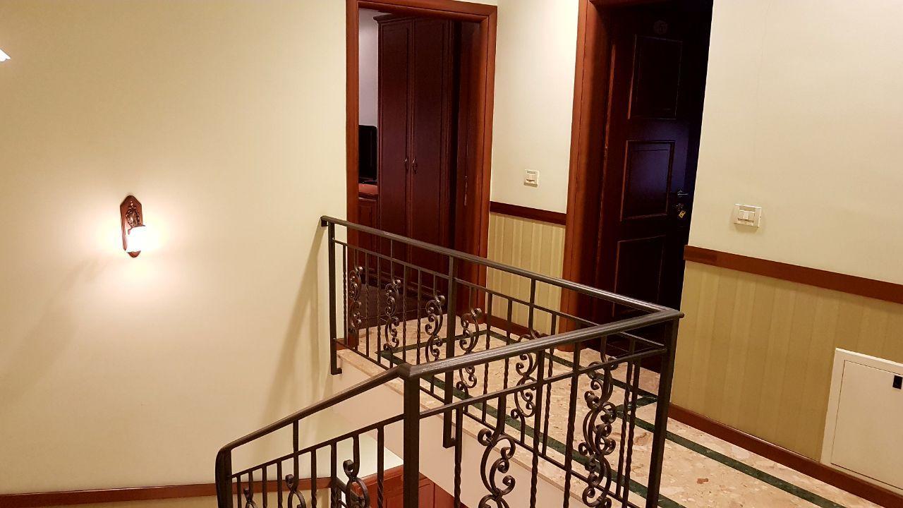 Vila Sigal Pogradec Exteriör bild