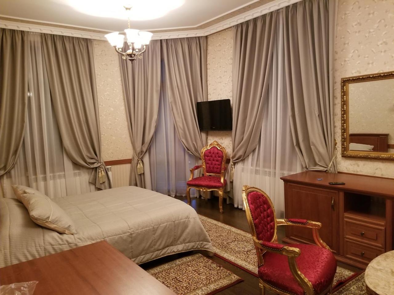 Vila Sigal Pogradec Exteriör bild